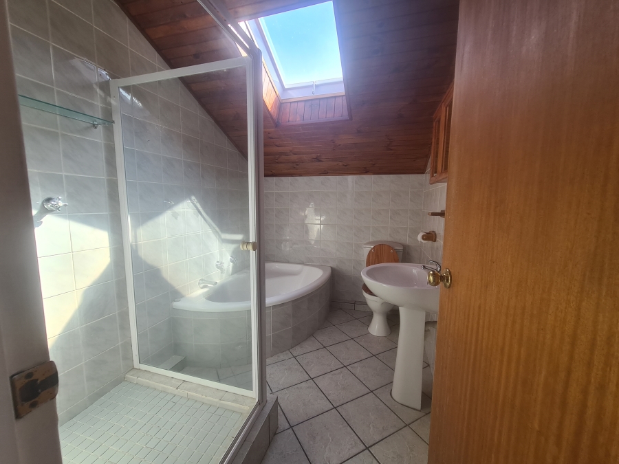 To Let 3 Bedroom Property for Rent in Saldanha Western Cape